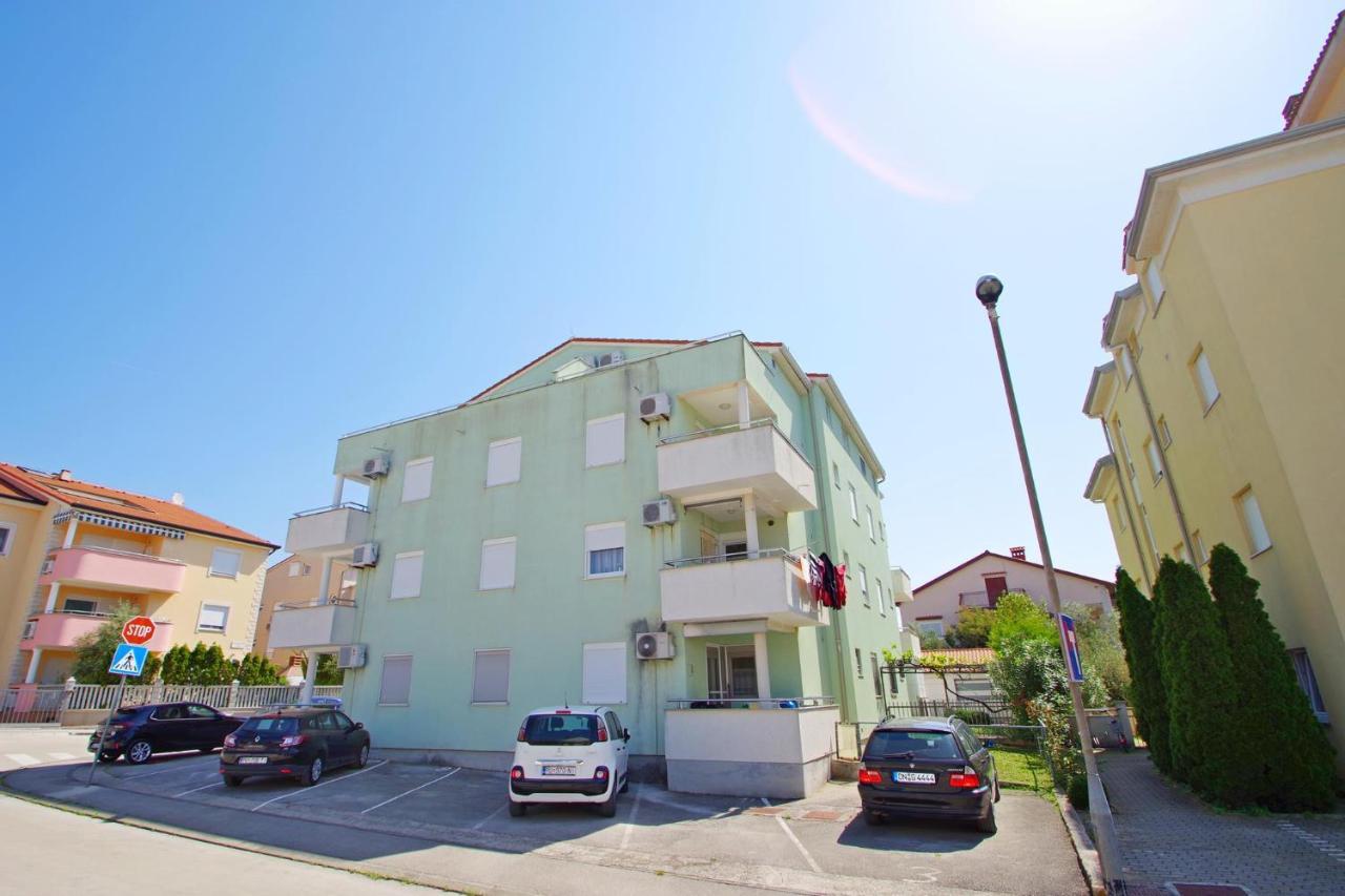 Holiday Apartment Sky, מדולין מראה חיצוני תמונה